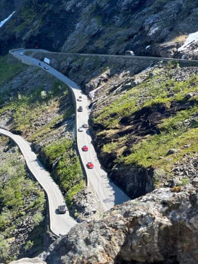 European Healey Bavaria EHM Foto Trollstigen Serpentinen mit Healeys