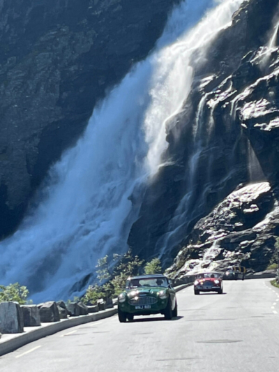 European Healey Bavaria EHM Foto Wasserfall Trollstigen